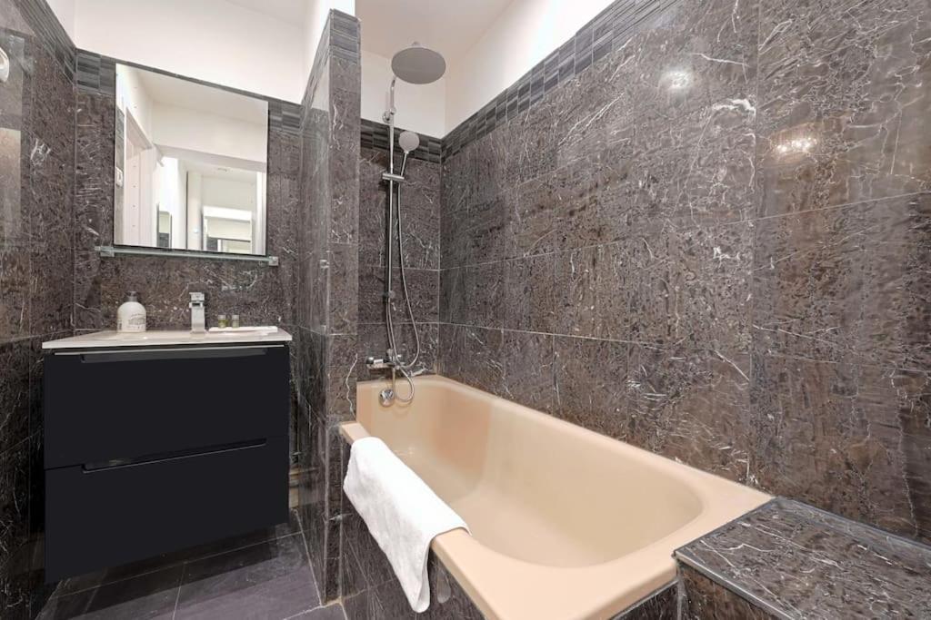 Studio Avec Vue Sur Les Toits Appartement
